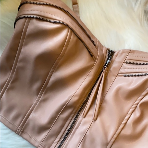 blush pink leather bra top and pencil skirt set - Picture 5 of 12